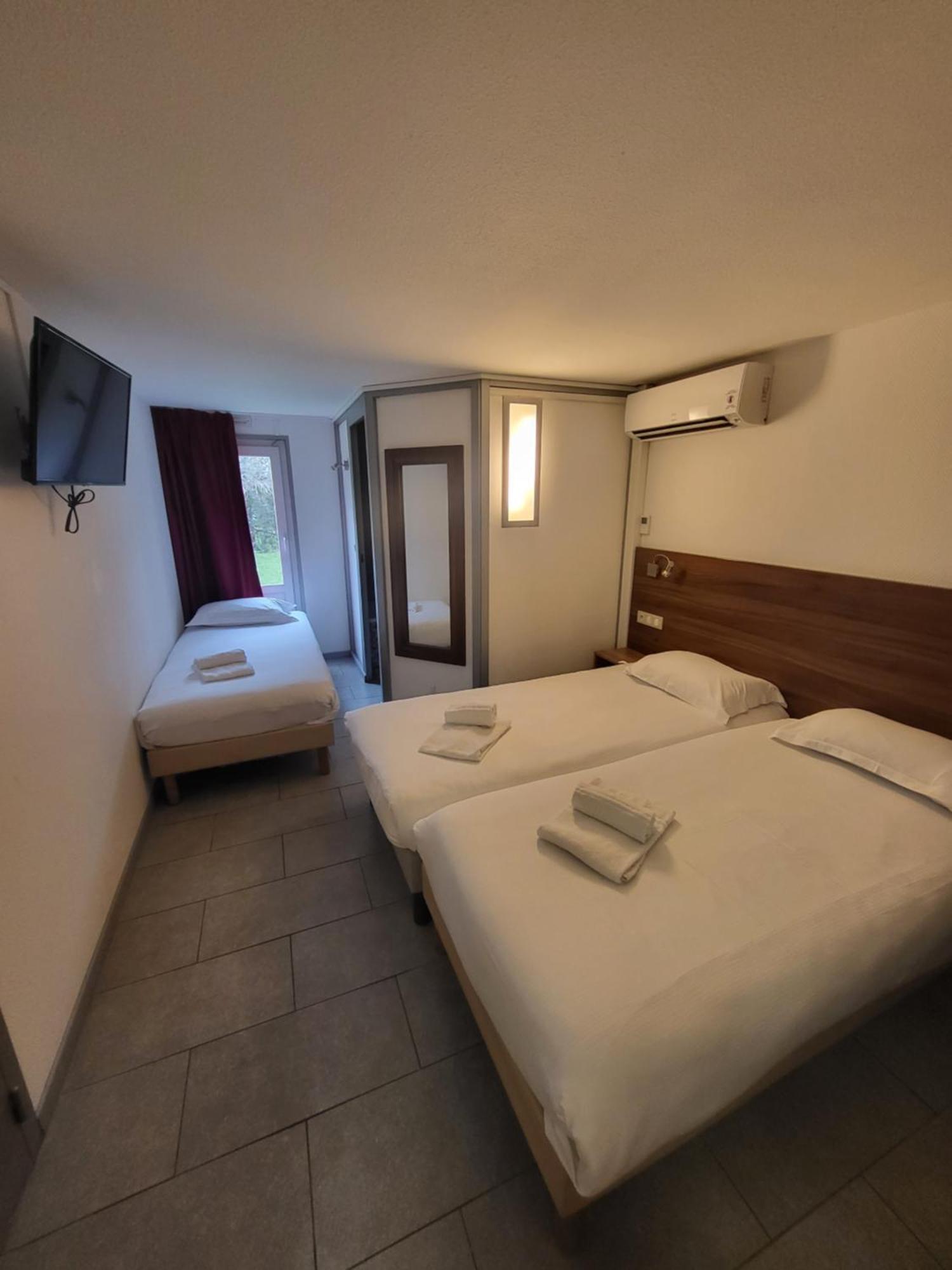 Brit Hotel Plaisance A9/A61 Narbonne Exterior foto